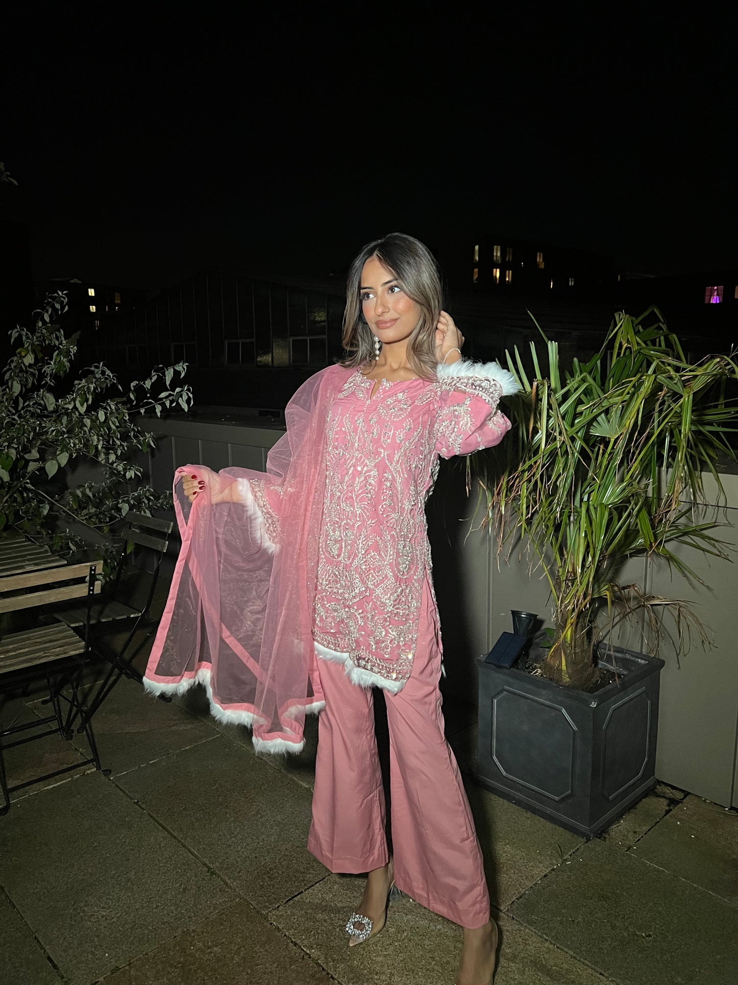 HANA Feather Hot Pink