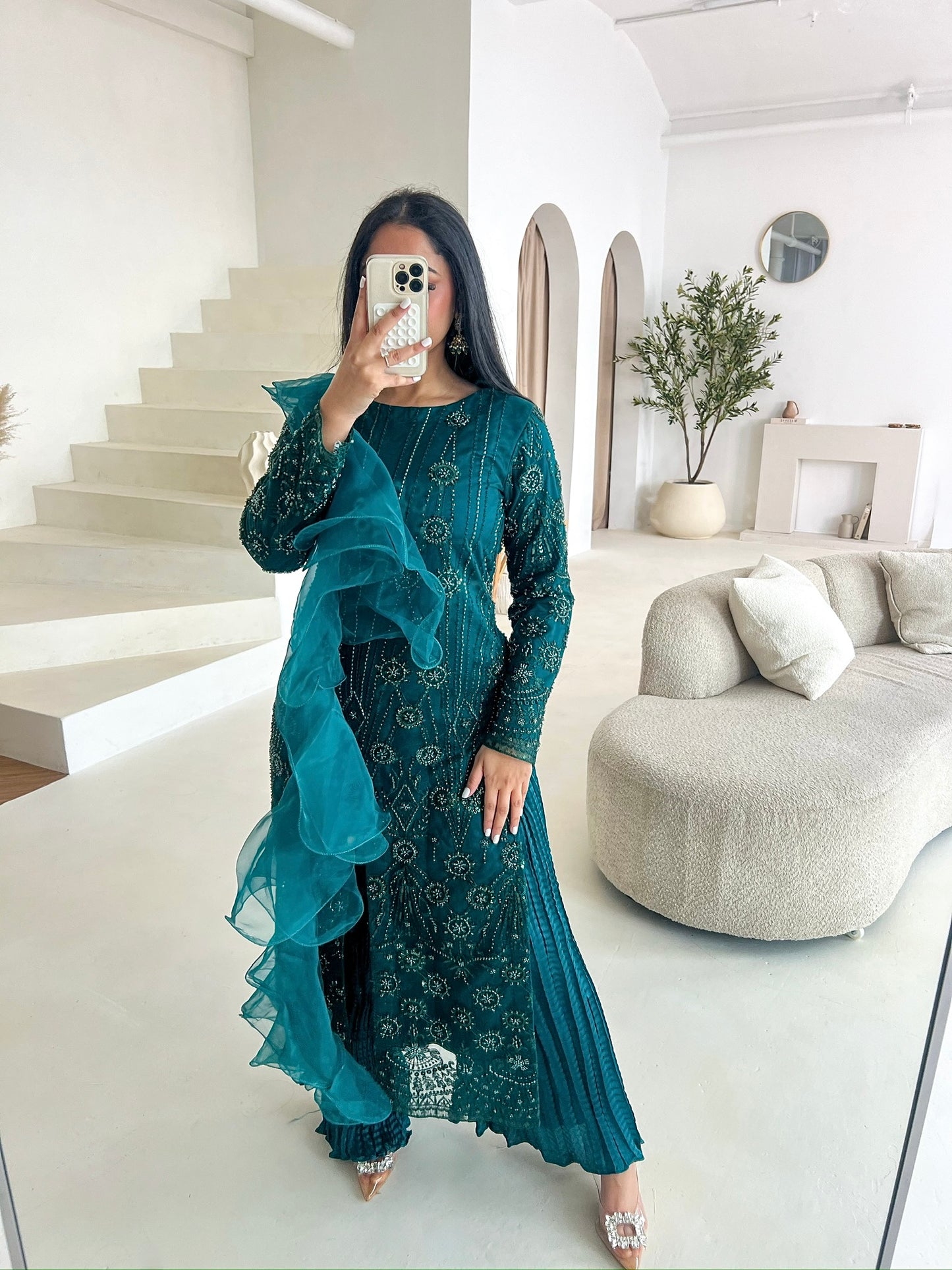 NUR Emerald: Comes with 2 styles of trousers (4pc)