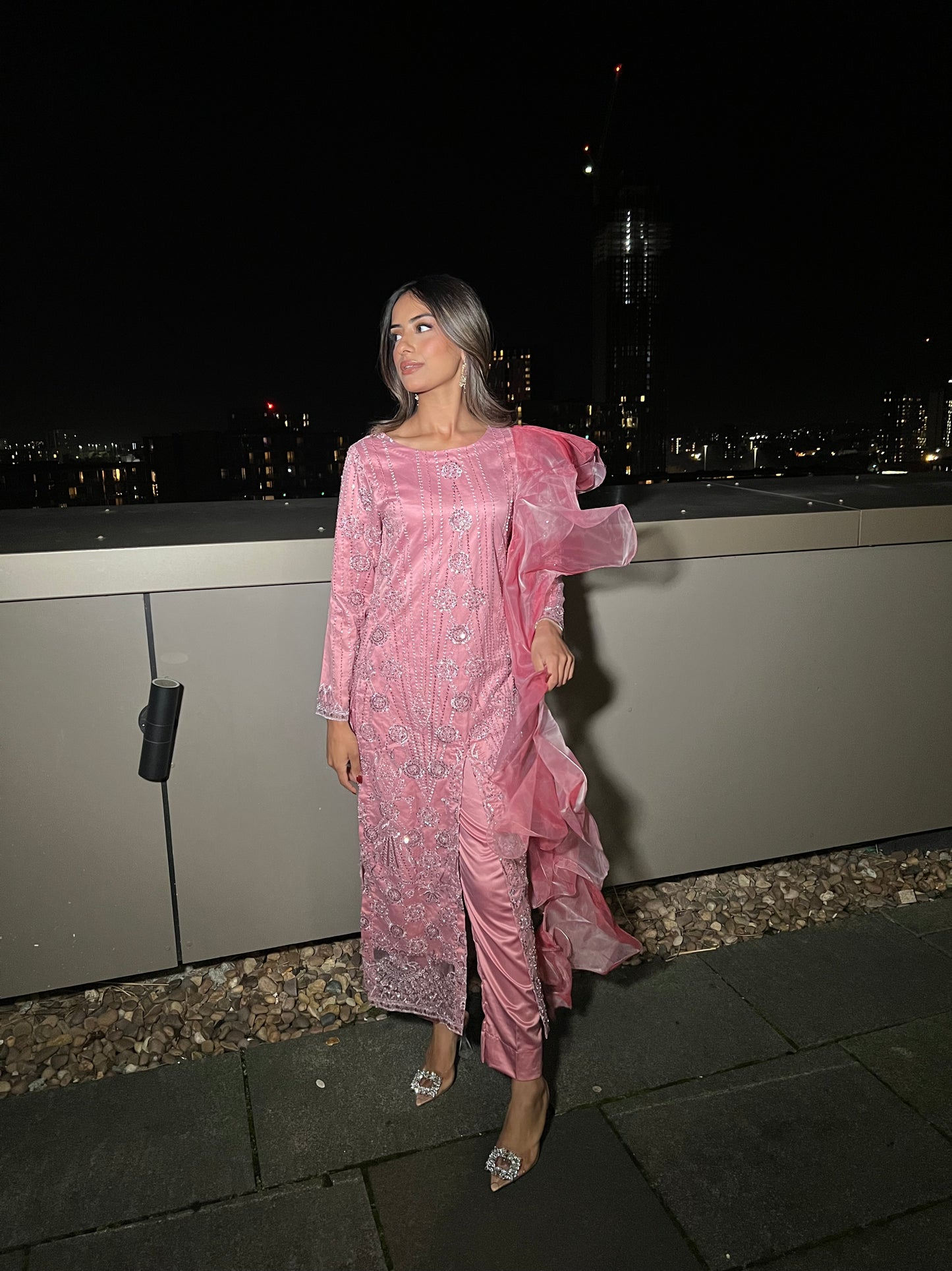 NUR Blush: Comes with 2 styles of Trousers