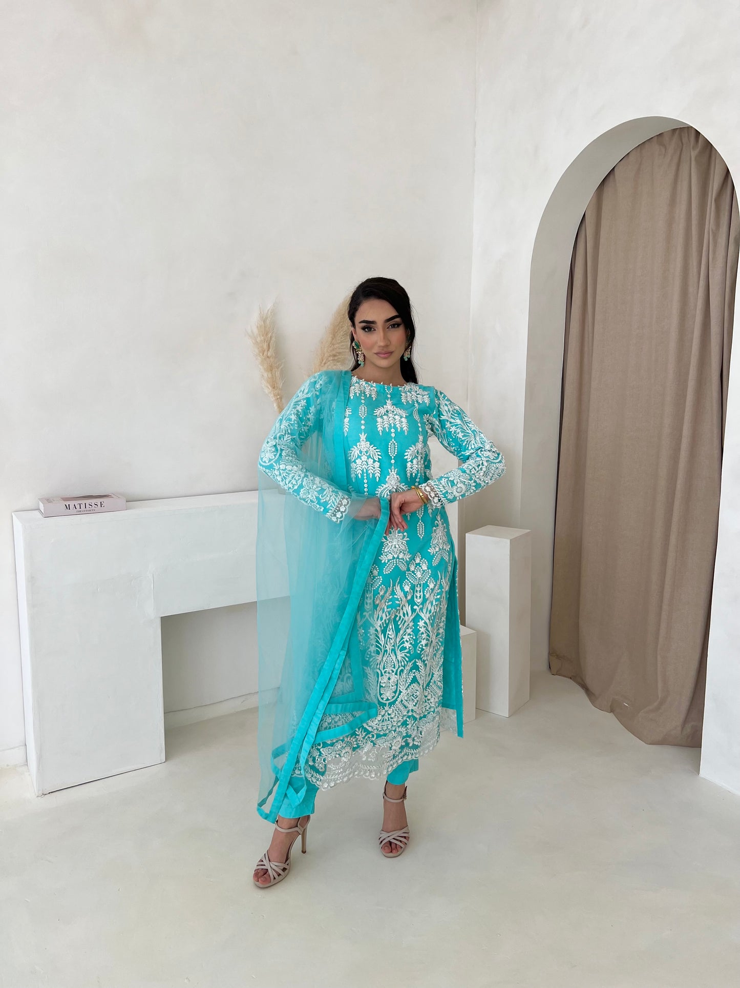 LAIBA Turquoise