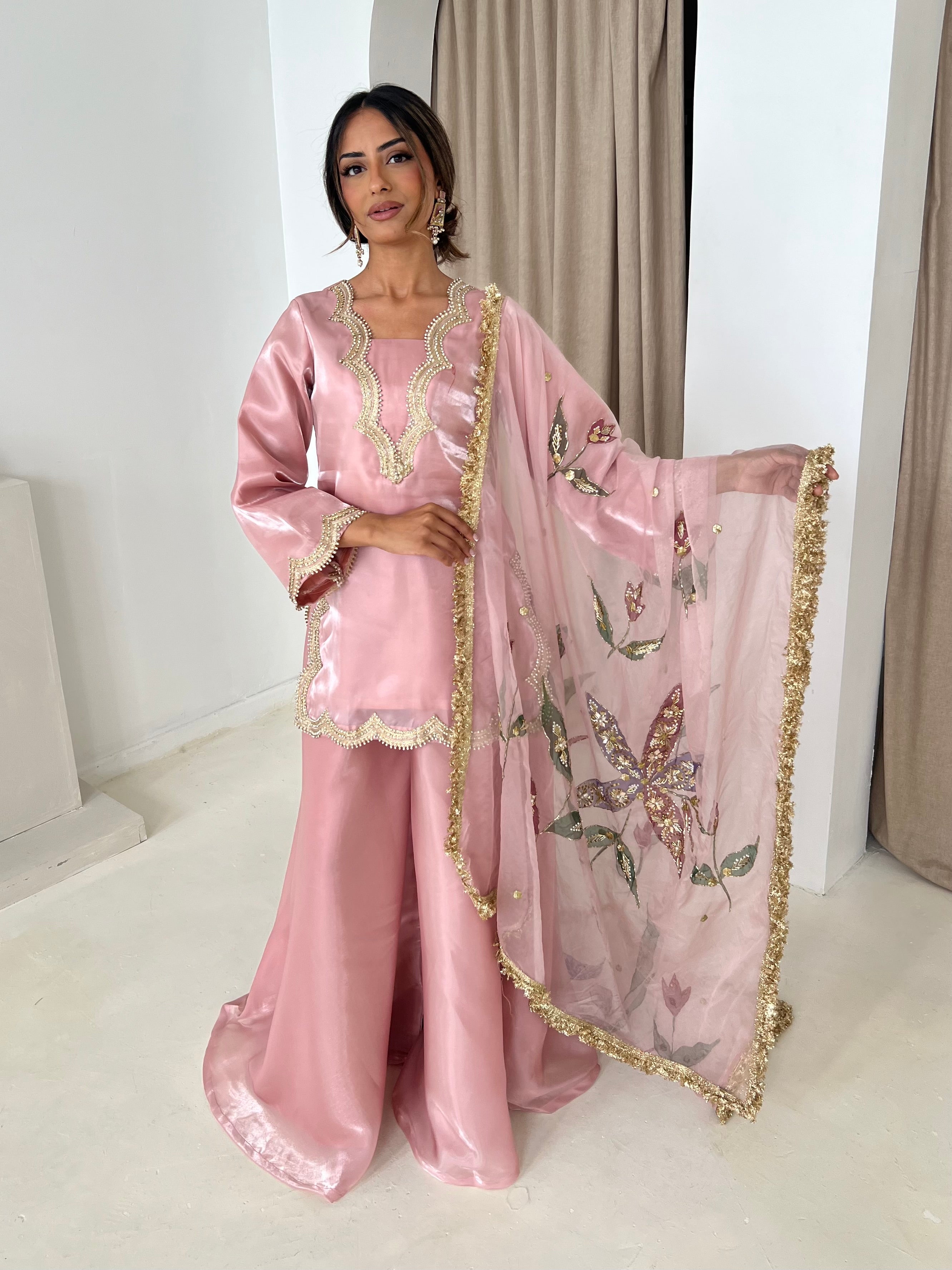 ASIYA Floral Lilac 3pc – Luxury Pakistani ready-to-wear dress with elegant floral details – Anam Attire UK
