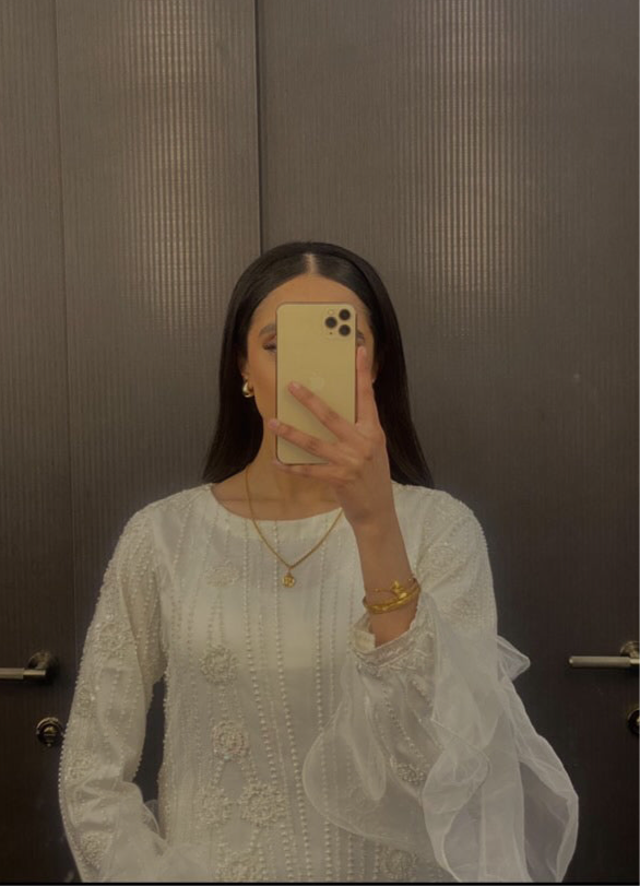 NUR White