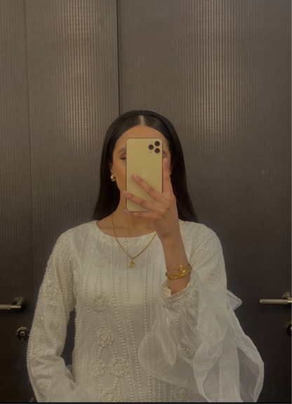 NUR White