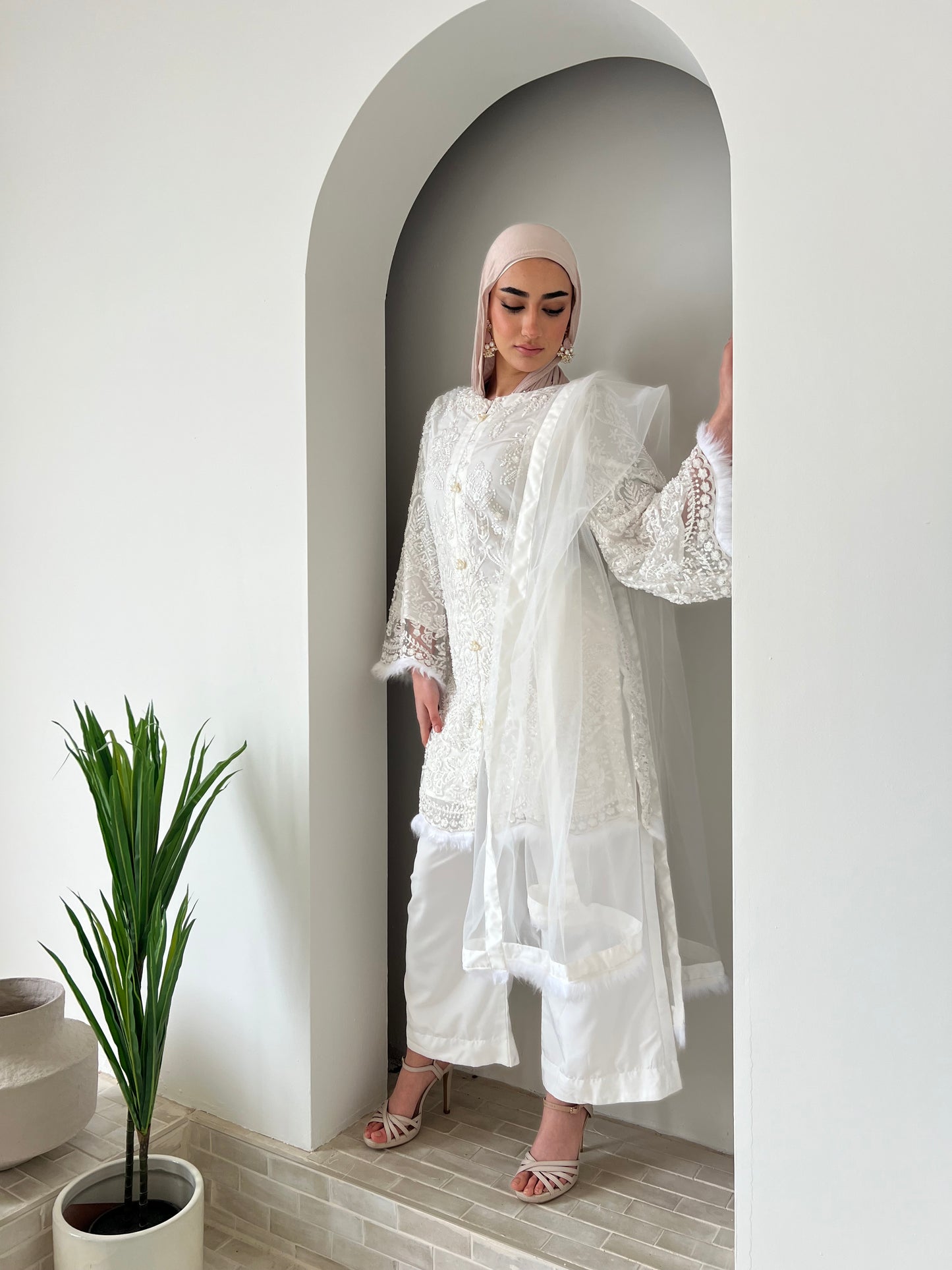 HANA Feather LONG length kameez