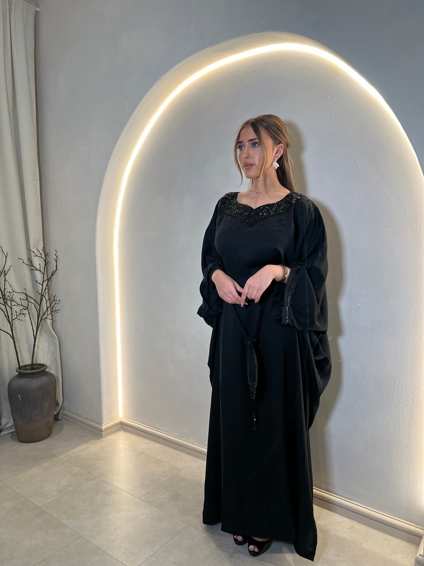 Sierra Pearl Black (Potli bag included)