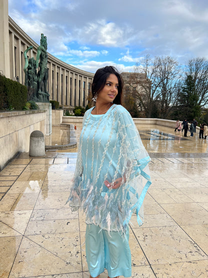 LEYA Feather Blue (4pc)