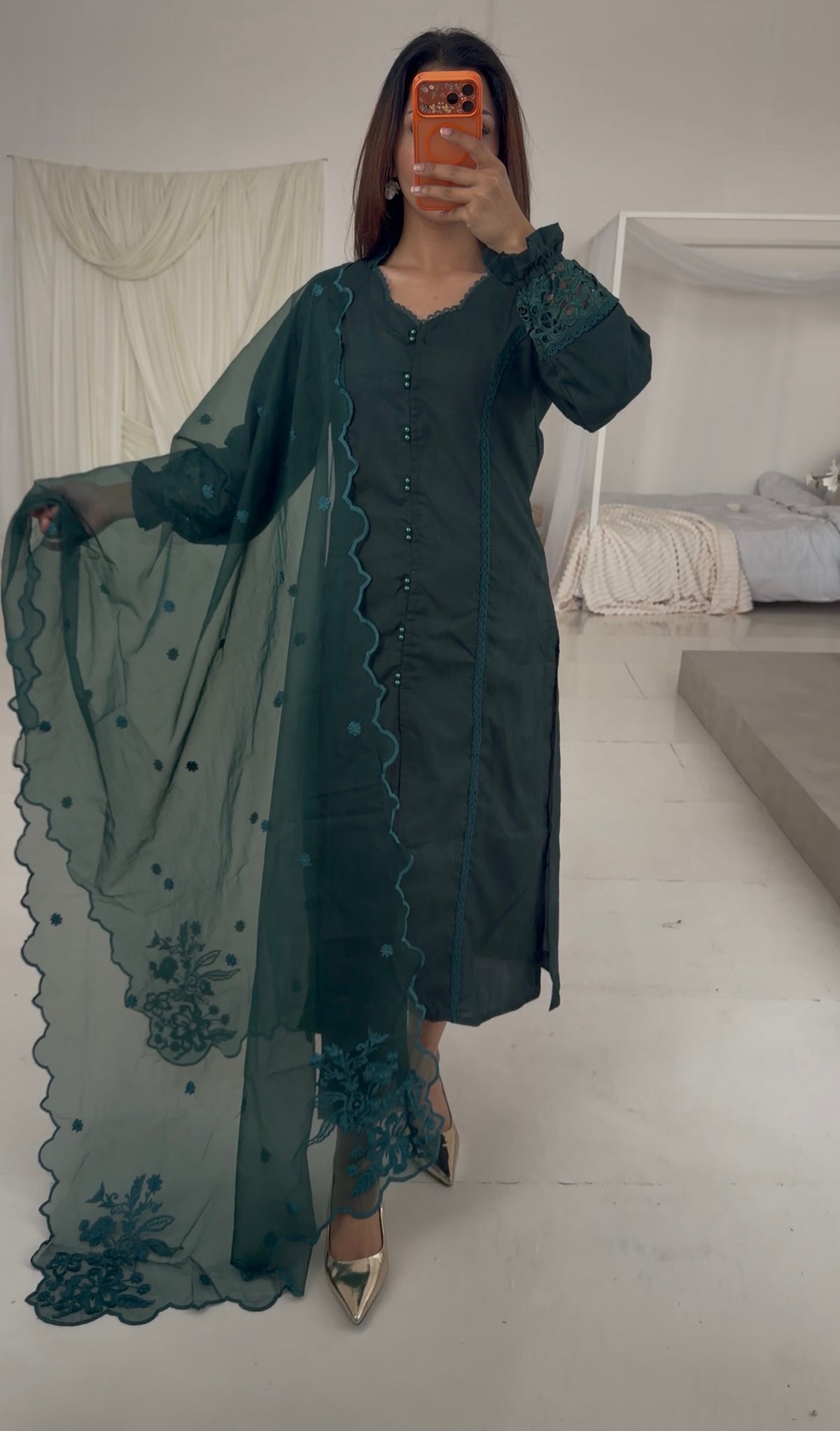 IQRA Rose Pink/ Bottle Green
