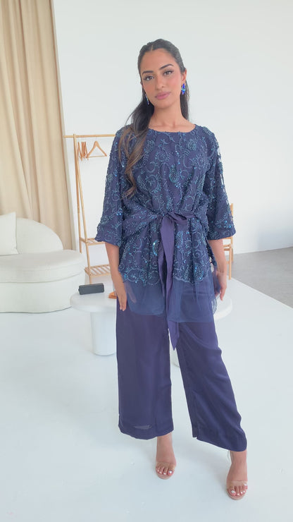 HIRA (5 piece- Comes with 2 styles of trousers)