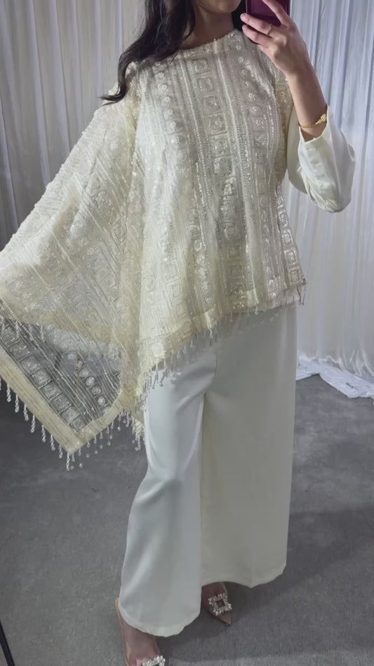 Luxe Lia Cape Cream